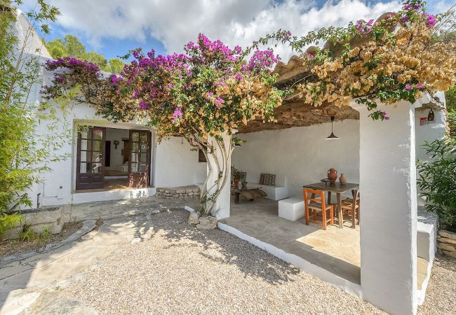Villa en San Mateo/ Sant Mateu d´Albarca - VILLA GILBERT