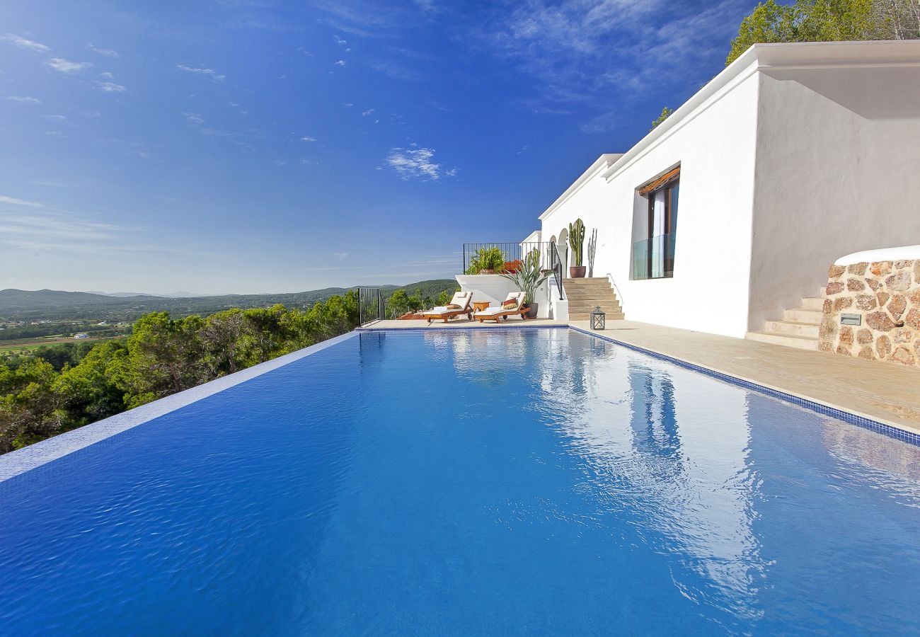 Villa in Santa Eulària des Riu - VILLA MONIQUE
