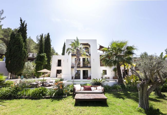 Villa/Dettached house in San Miguel/ Sant Miquel de Balansat - VILLA HARMONY